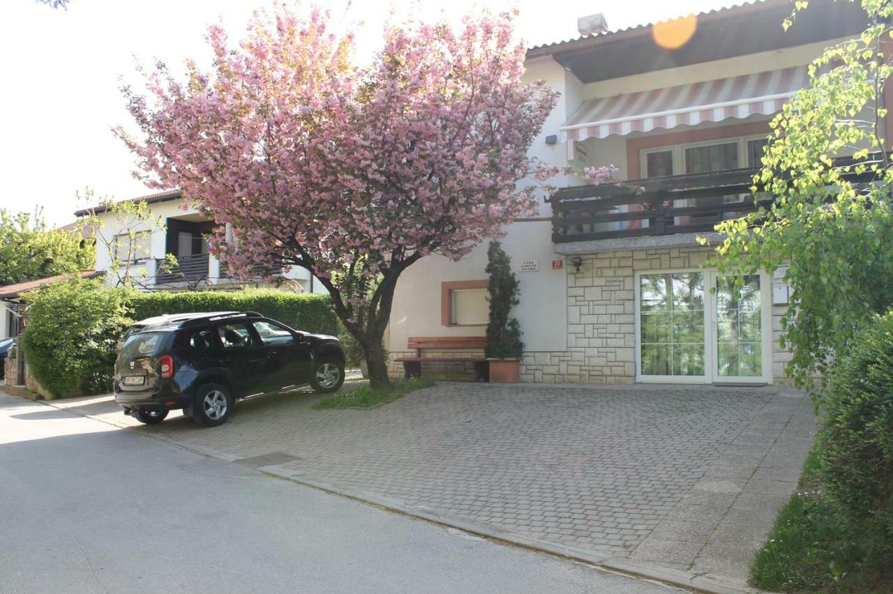 Rooms Jurca Postojna Exterior photo